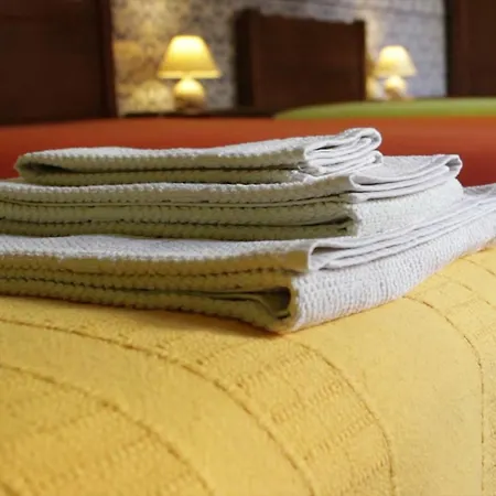 Casa Da Tauria בית הארחה