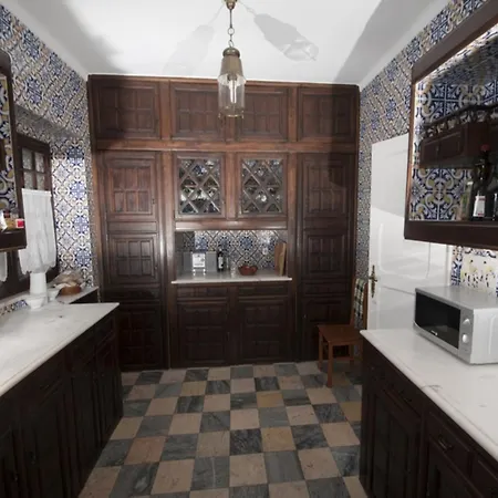 Casa Da Tauria 3* אנטוגויה דה באלייה