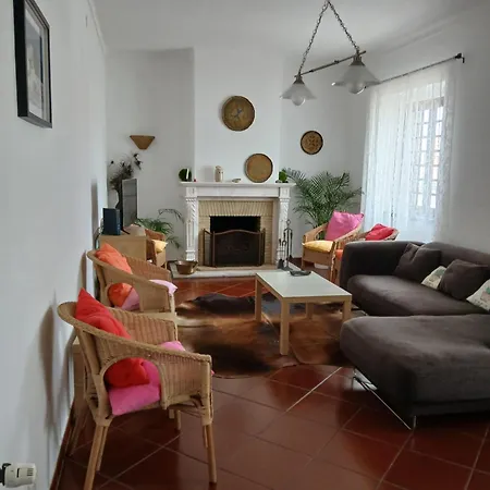 בית הארחה Casa Da Tauria אנטוגויה דה באלייה