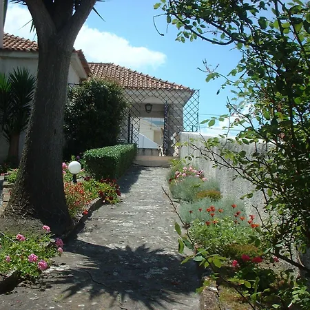 Casa Da Tauria 3* אנטוגויה דה באלייה