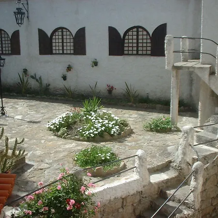 בית הארחה Casa Da Tauria 3*